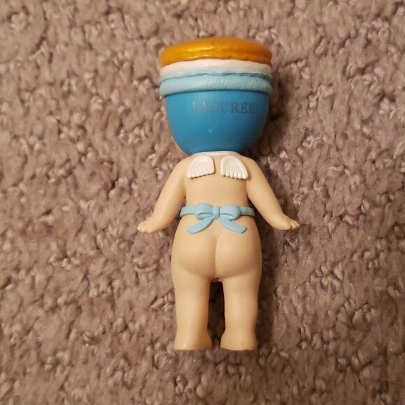 SONNY Angel Limited Ed Laduree blue Macaron Violette Christmas RARE (sphere a/i) - Picture 2 of 5